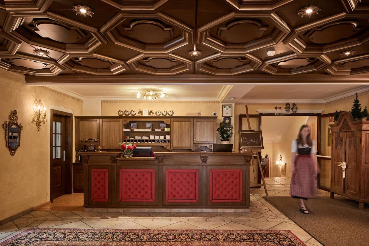 Hotel Table Kurfar Exterior foto